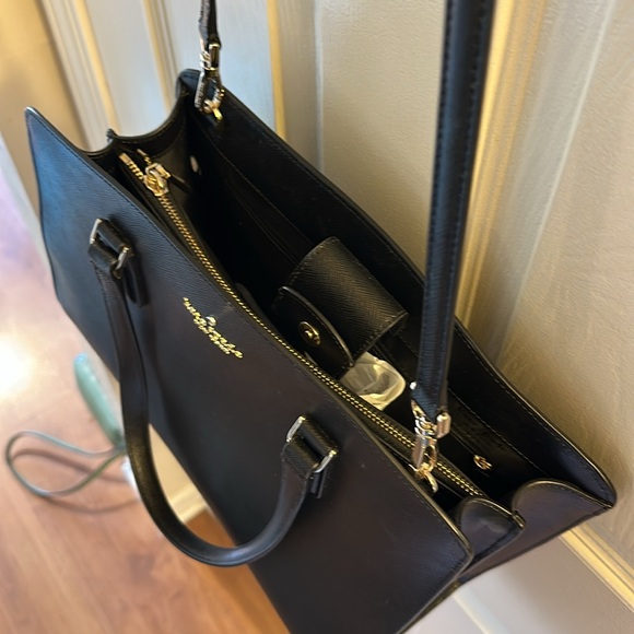 Kate Spade bag - Picture 3 of 3